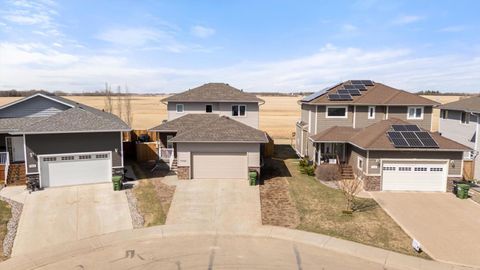 Photo of 3702 76 Street, Camrose, AB T4V 5E3 (MLS # A2310342)