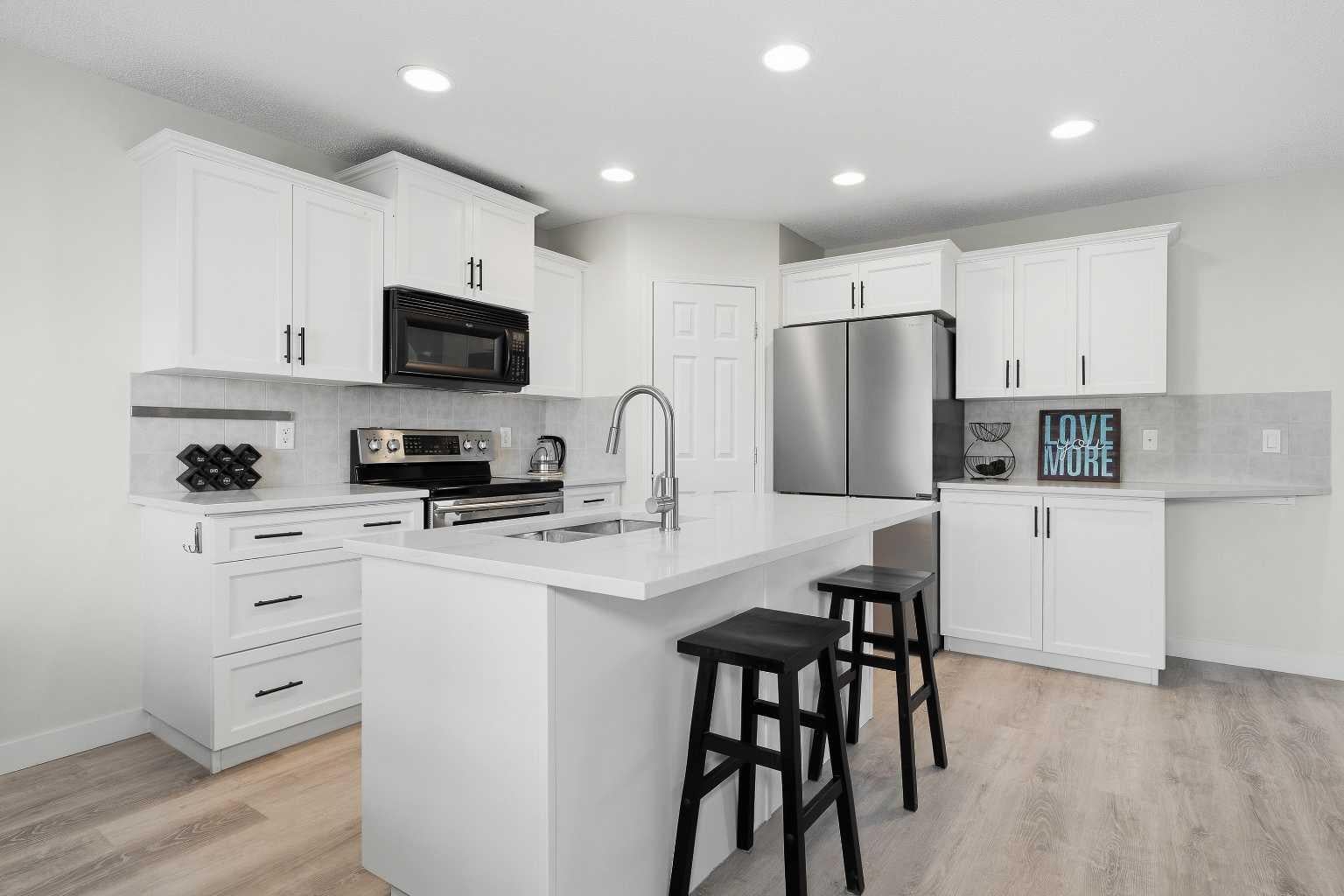 15 Tuscany Reserve Bay NW