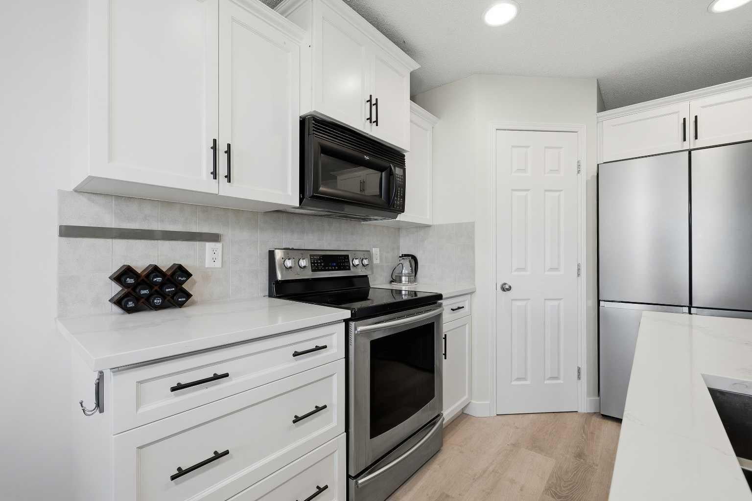 15 Tuscany Reserve Bay NW