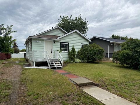 Photo of 4911 53 Avenue, Grimshaw, AB T0H 1M0 (MLS # A2325010)