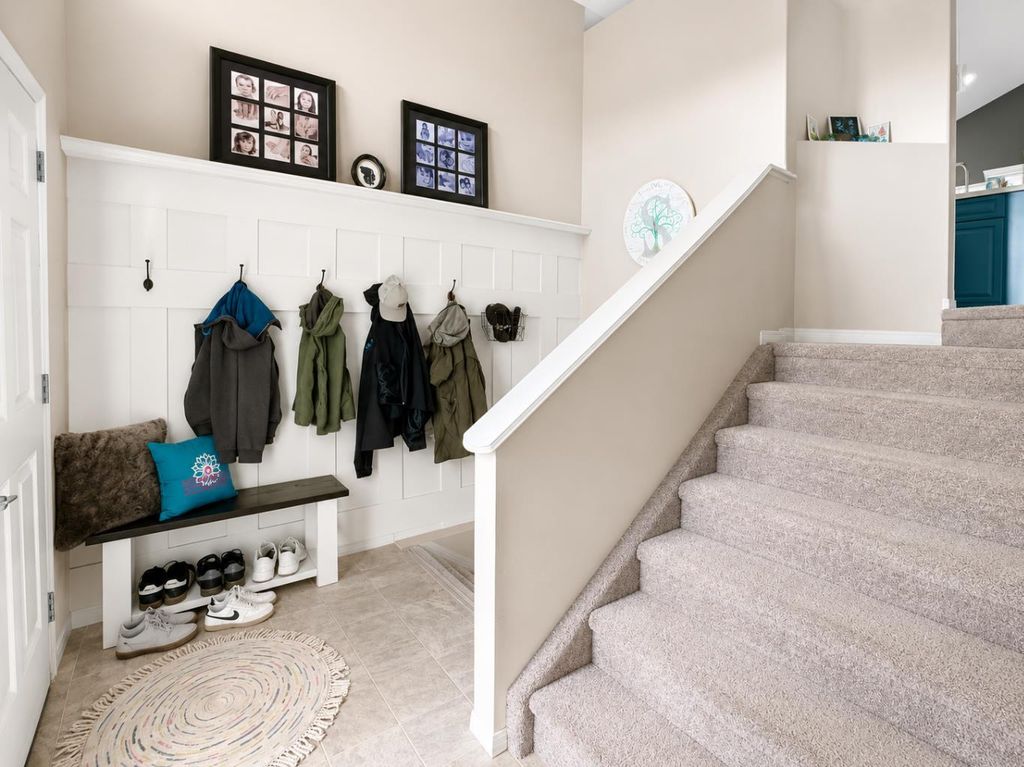 Photo of 6819 59 Street Close, Rocky Mountain House, AB T4T 1V9 (MLS # A2309783)