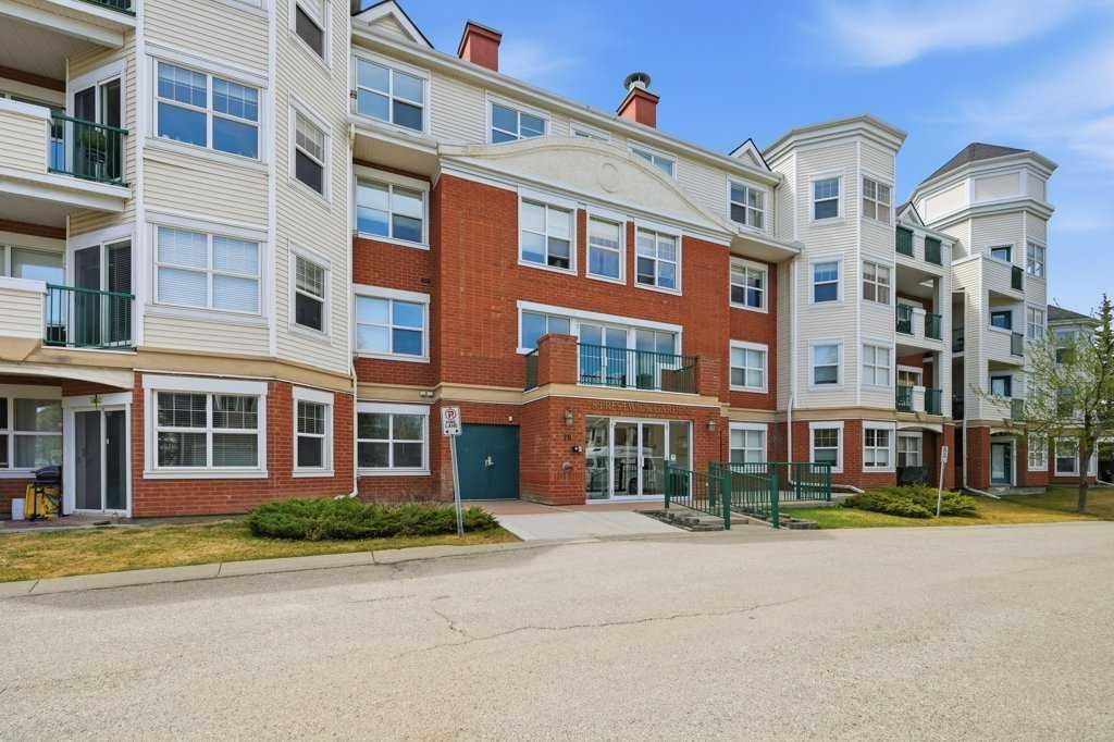 Photo of 78 Prestwick Gardens SE #311, Calgary, AB T2V 3V2 (MLS # A2308989)