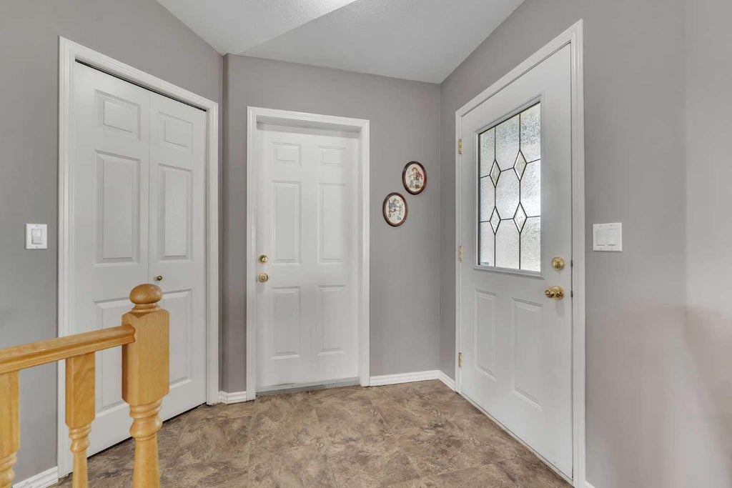 Photo of 438 Carriage Lane Crossing, Carstairs, AB T0M 0N0 (MLS # A2324606)