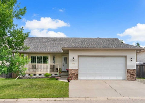 Photo of 438 Carriage Lane Crossing, Carstairs, AB T0M 0N0 (MLS # A2324606)