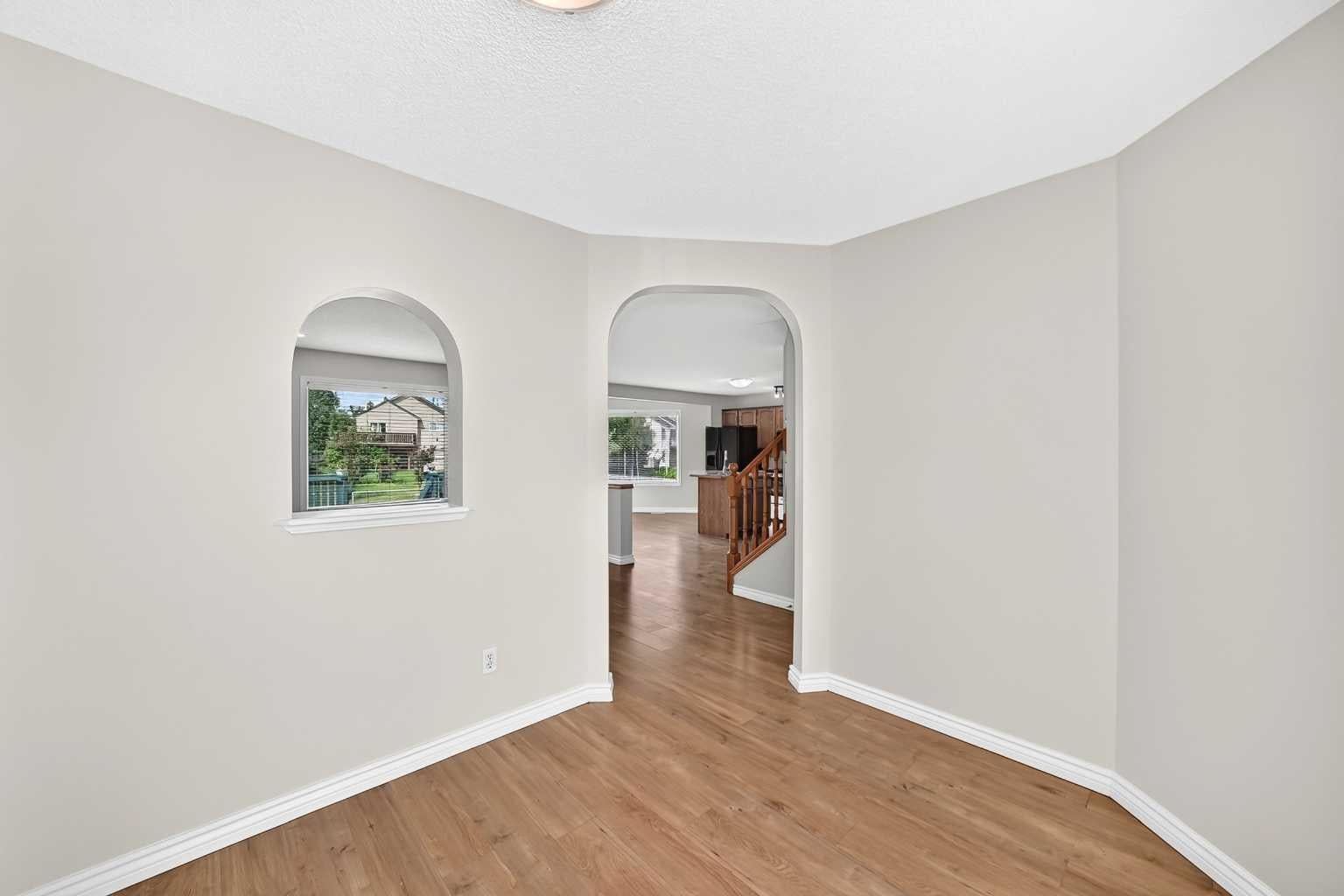247 Covington Close NE