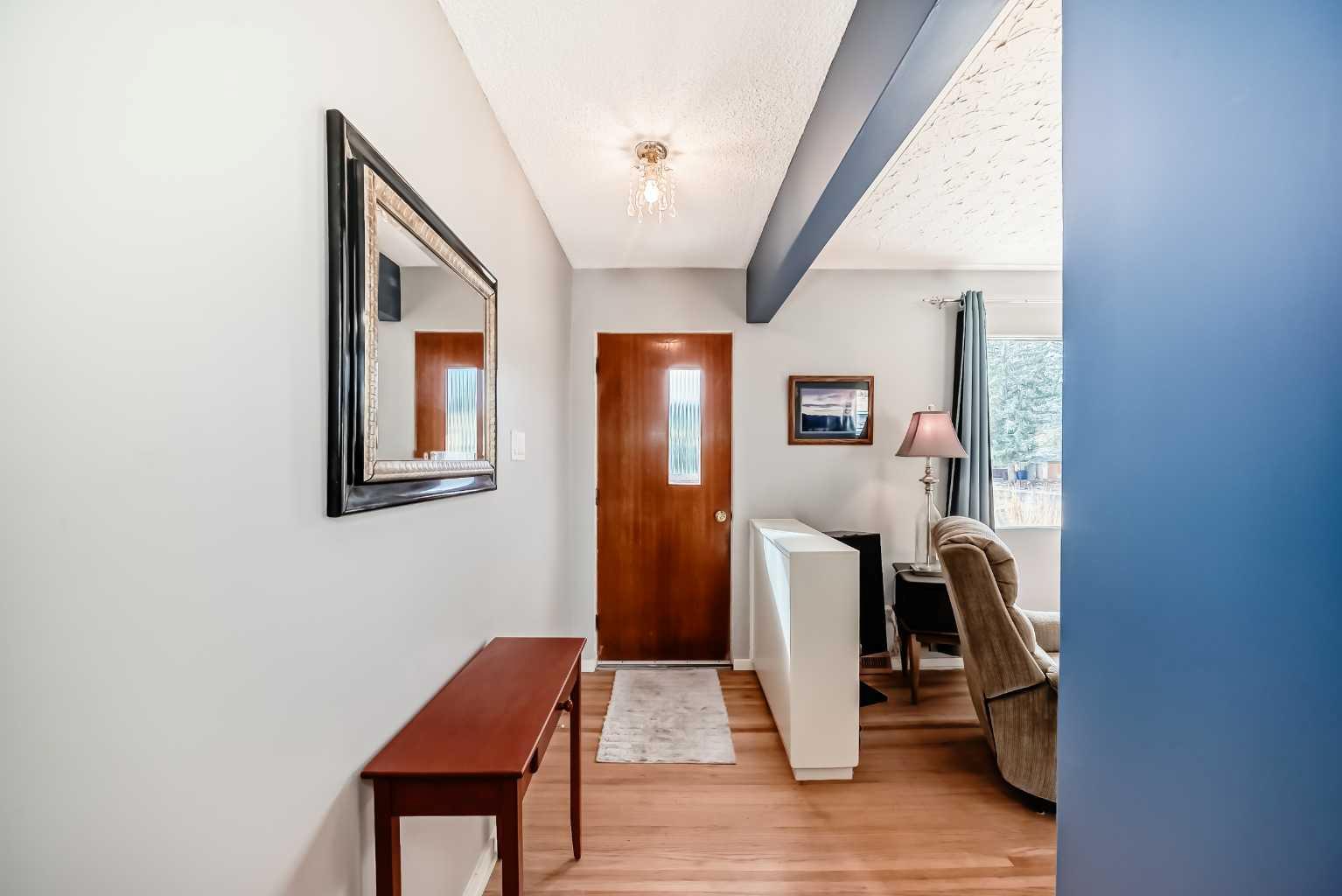 126 Springwood Drive SW