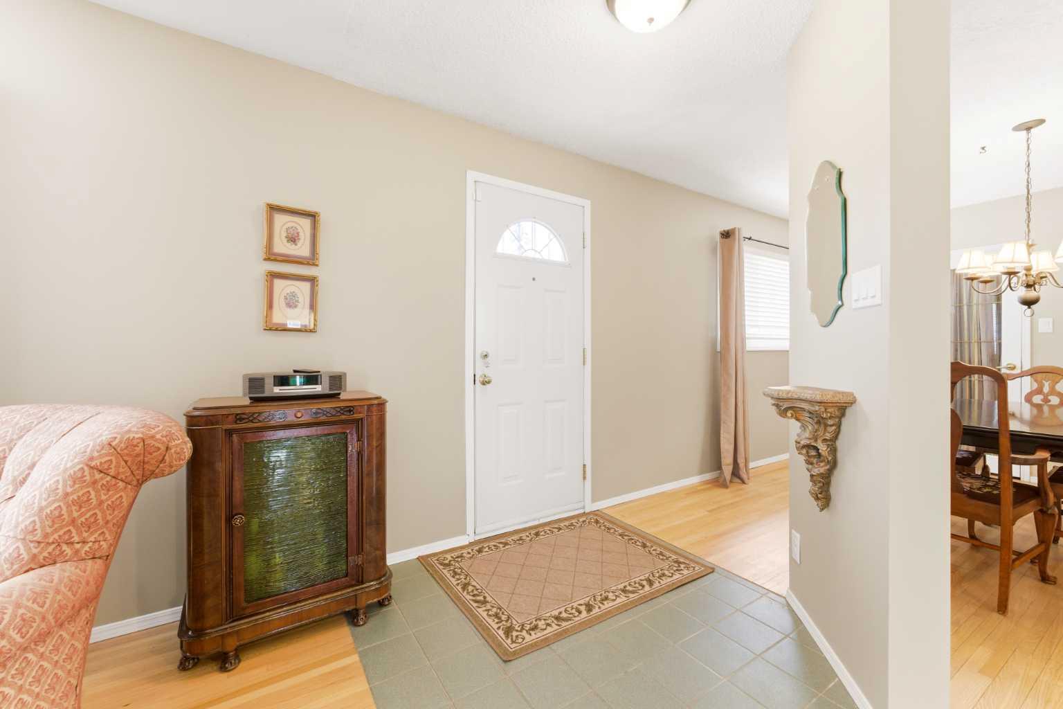 803 Seattle Drive SW