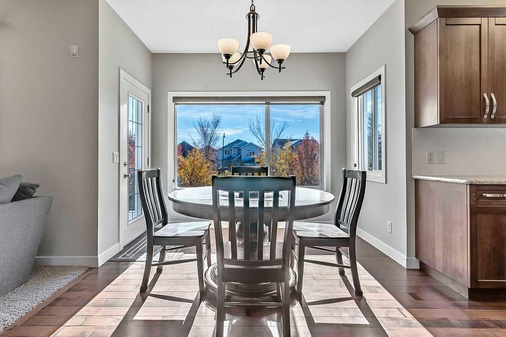 14 Crystal Green Grove