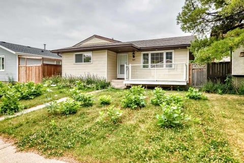 Photo of 6607 Malvern Road NE, Calgary, AB T2A 5C3 (MLS # A2340348)