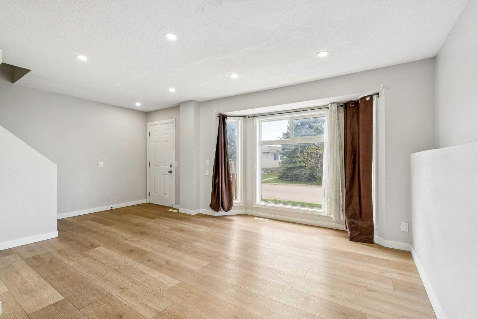 367 Martinbrook Place NE