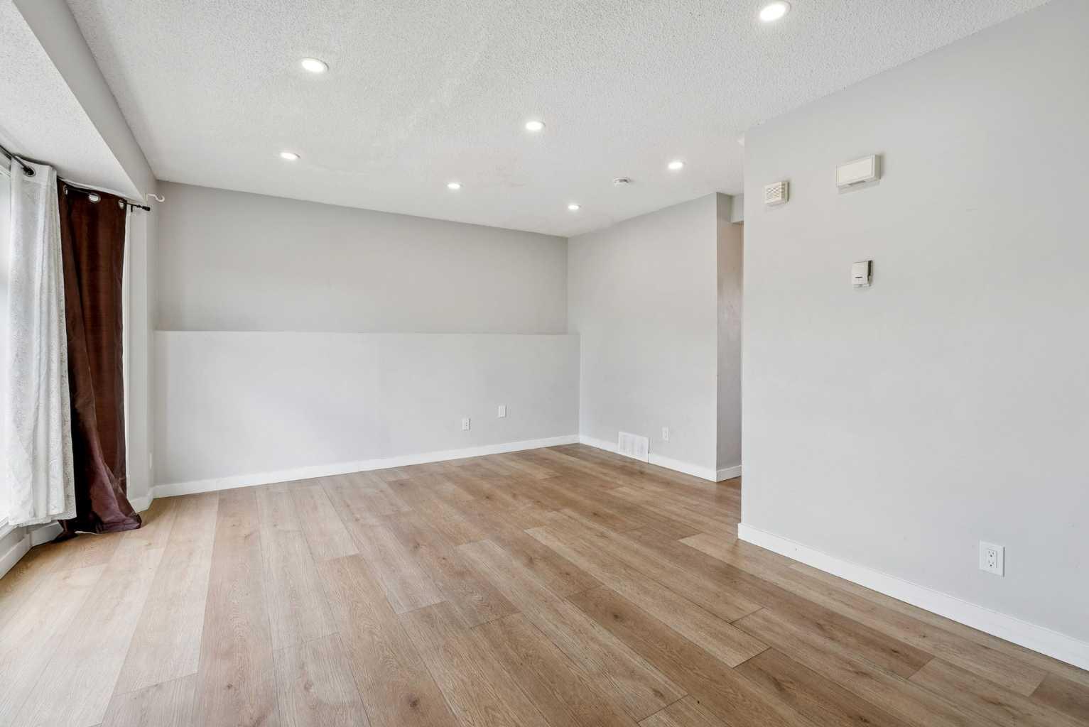 367 Martinbrook Place NE