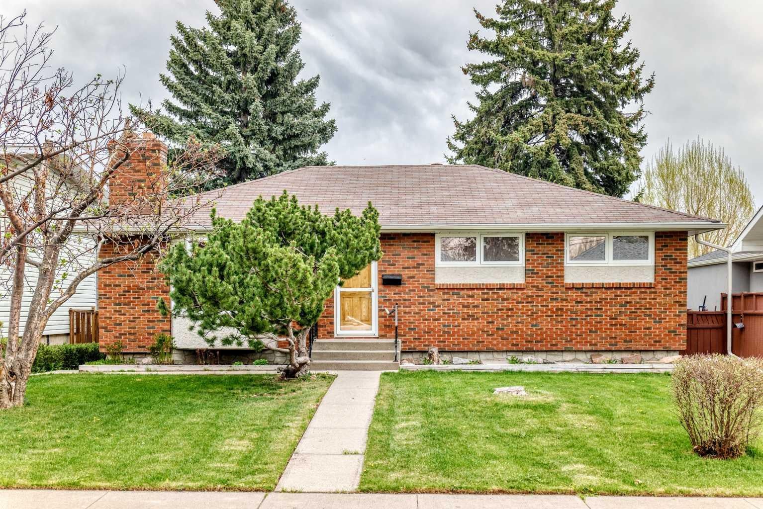 3132 48 Street SW