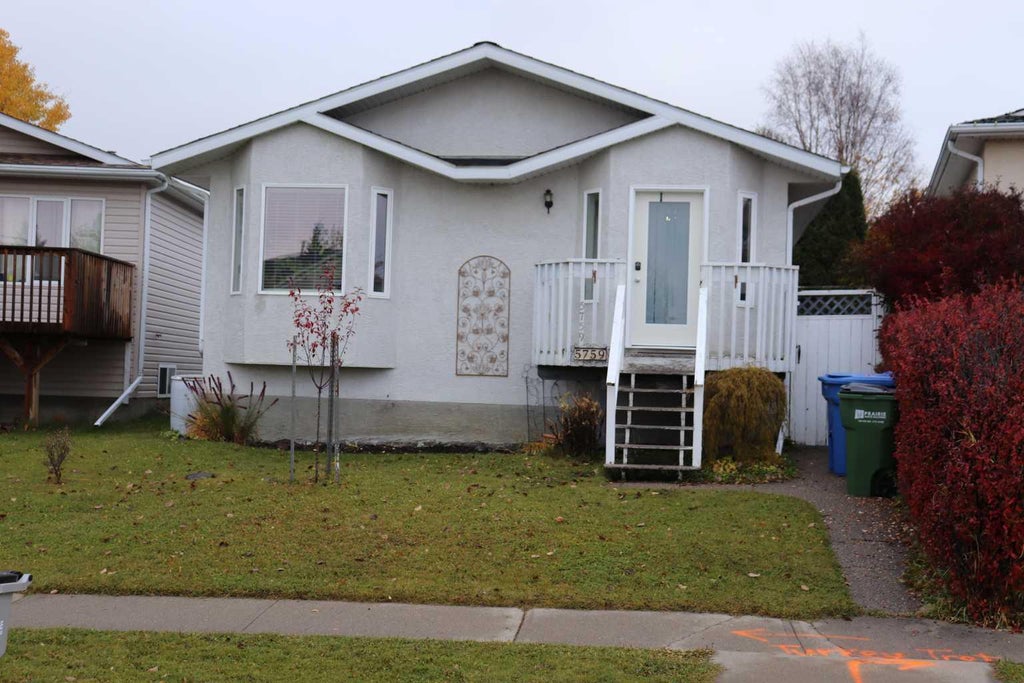 Photo of 5759 Westhaven Drive Dr, Edson, AB T7E 1J5 (MLS # A2351738)