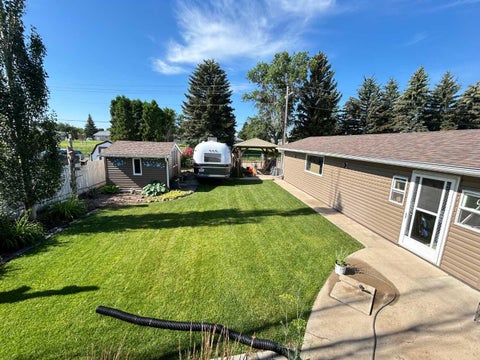 Photo of 53 Carswell Road SE, Medicine Hat, AB T1B 1L9 (MLS # A2330261)