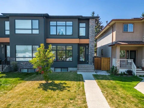 Photo of 2433 30 Street SW, Calgary, AB T3E 2L9 (MLS # A2346734)