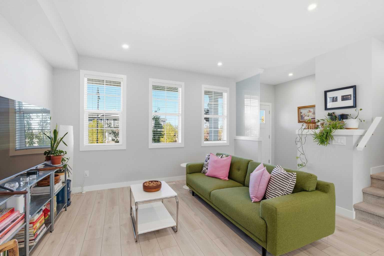 416 West Lakeview Drive