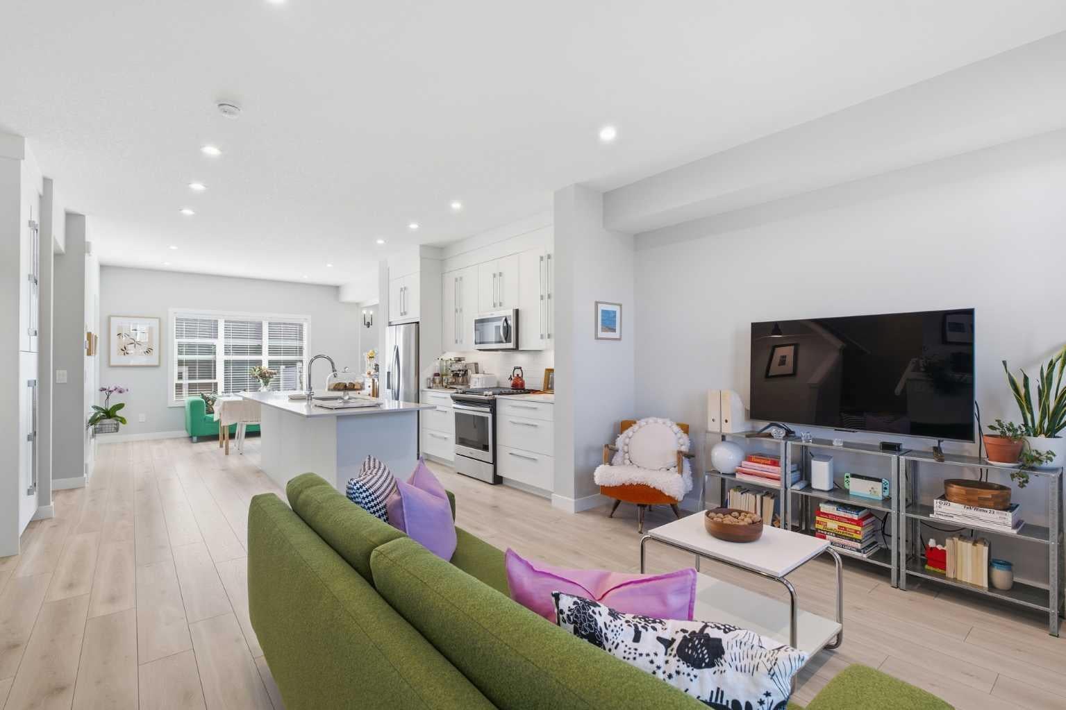 416 West Lakeview Drive
