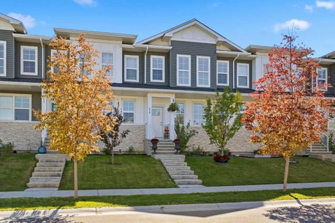 Photo of 416 West Lakeview Drive, Chestermere, AB T1X 2A4 (MLS # A2346755)