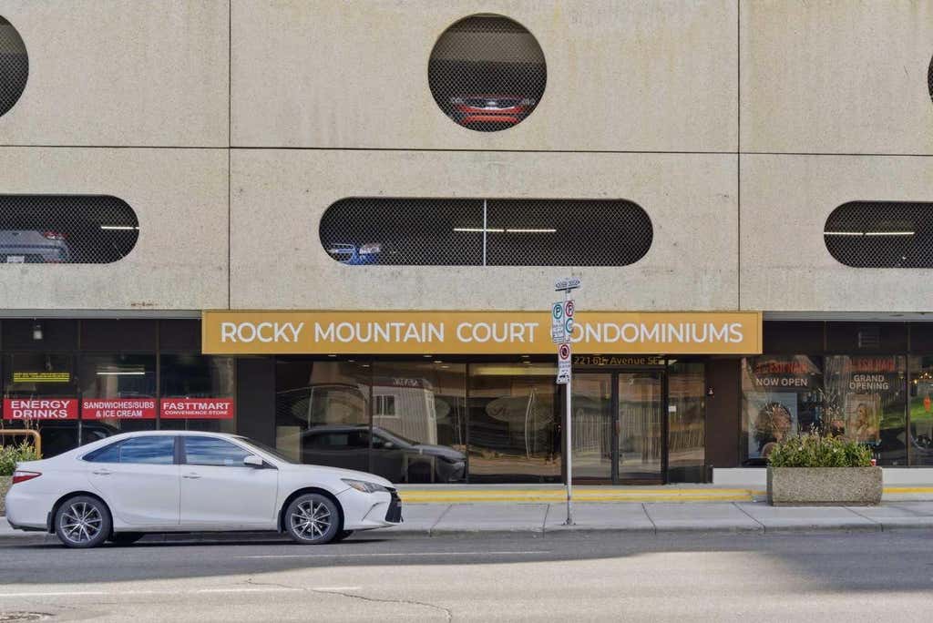 Photo of 221 6 Avenue SE #2704, Calgary, AB T2G 4Z9 (MLS # A2330075)