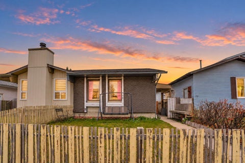 Photo of 74 Whitman Close NE, Calgary, AB T1Y 4H5 (MLS # A2355296)