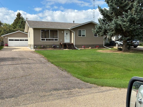 Photo of 5120 54 Street, Mannville, AB T0B 2W0 (MLS # A2343878)