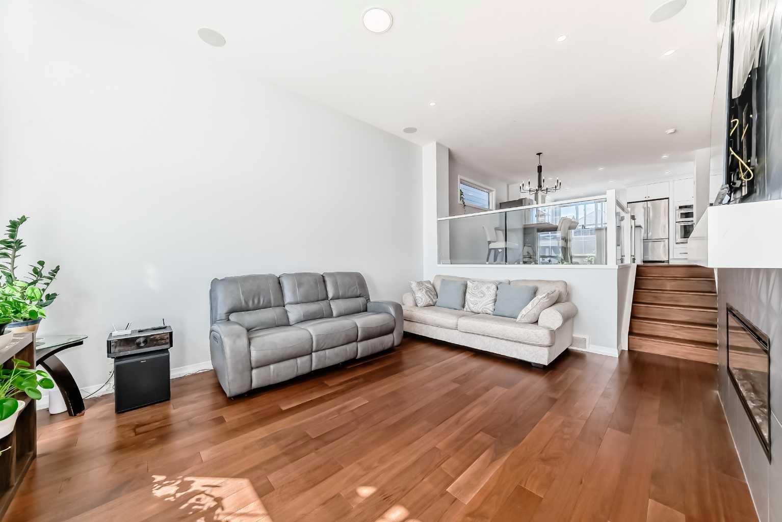 108 Magnolia Way SE