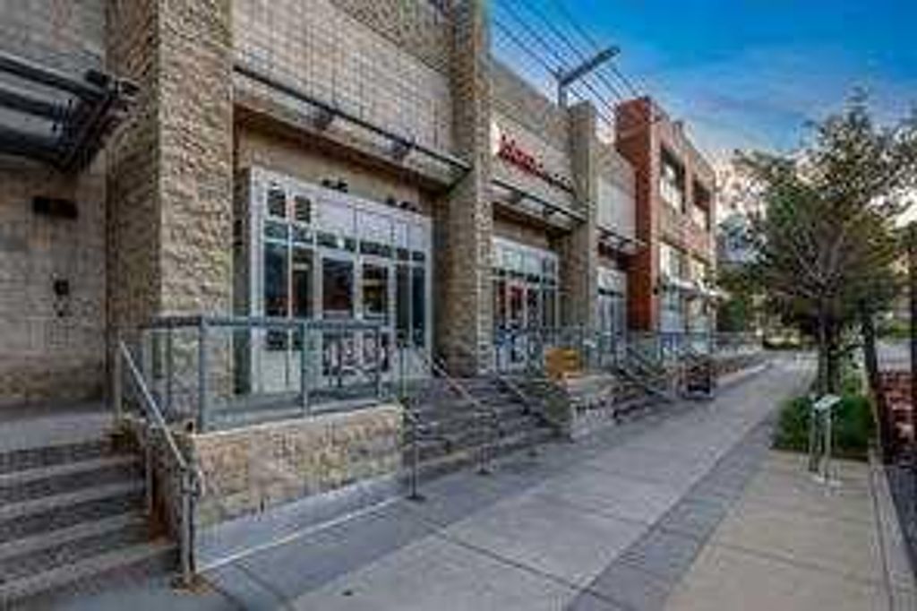 Photo of 211 13 Avenue SE #1701, Calgary, AB T2G 1E1 (MLS # A2286977)