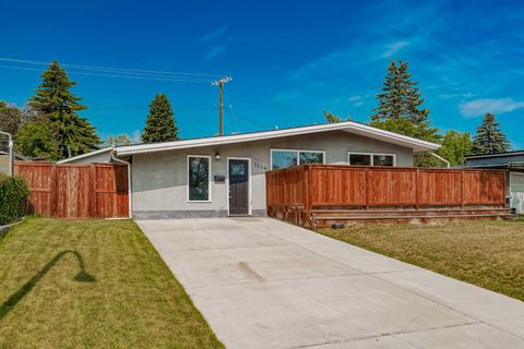 5519 Buckthorn Road NW Calgary AB T2K 2Y6