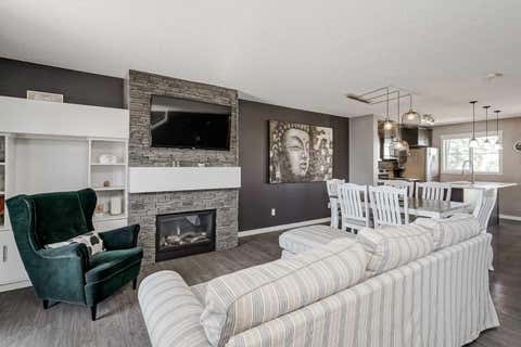 Photo of 313 Copperpond Landing SE, Calgary, AB T2Z 1G6 (MLS # A2270856)