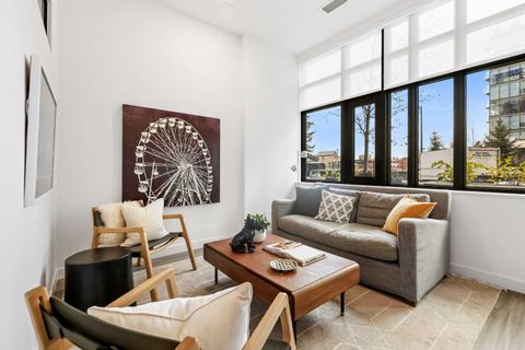 730 2 Avenue SW 103 Calgary AB T2P 1R8