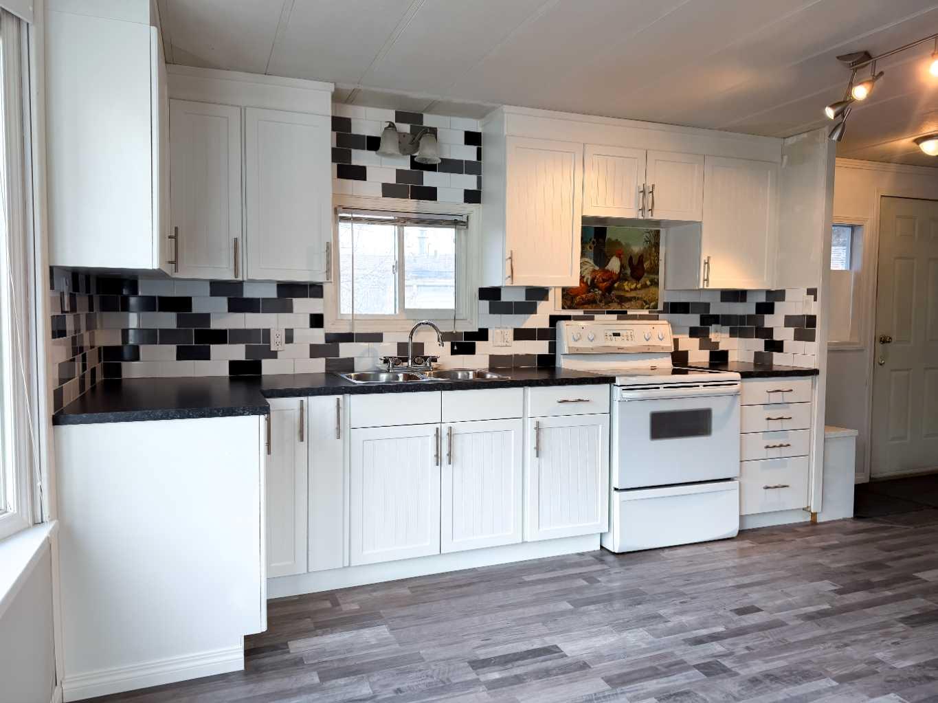 700 Carmichael Lane 417