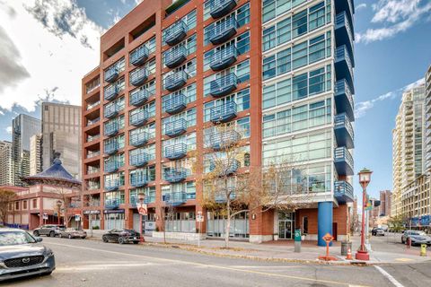 205 Riverfront Avenue SW 509 Calgary AB T2P 5K4