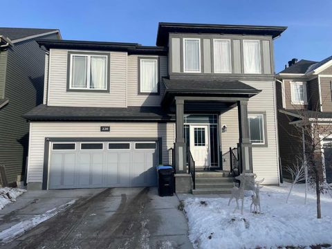 Photo of 220 Carringham Road NW, Calgary, AB T3P 1V4 (MLS # A2323648)