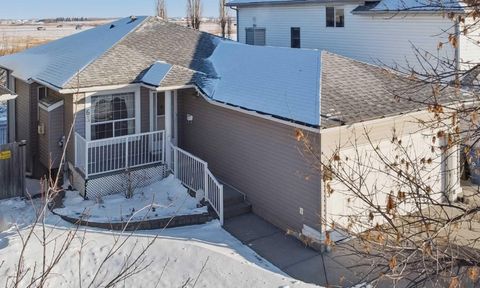 Photo of 63 Anaheim Crescent NE, Calgary, AB T1Y 7B4 (MLS # A2288598)