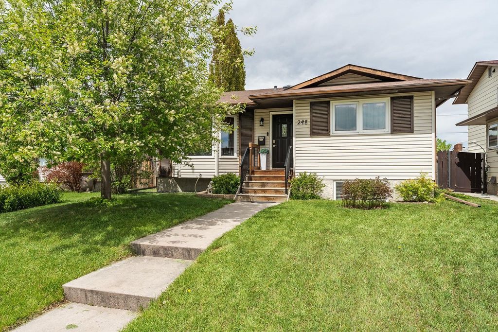 Photo of 248 Templevale Road NE, Calgary, AB T1Y 4W3 (MLS # A2313673)