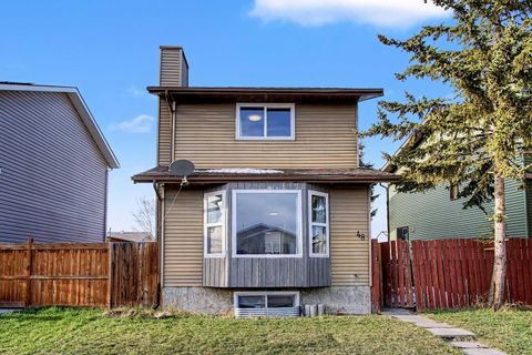 Photo of 48 Whitworth Way NE, Calgary, AB T1Y 6A8 (MLS # A2304092)