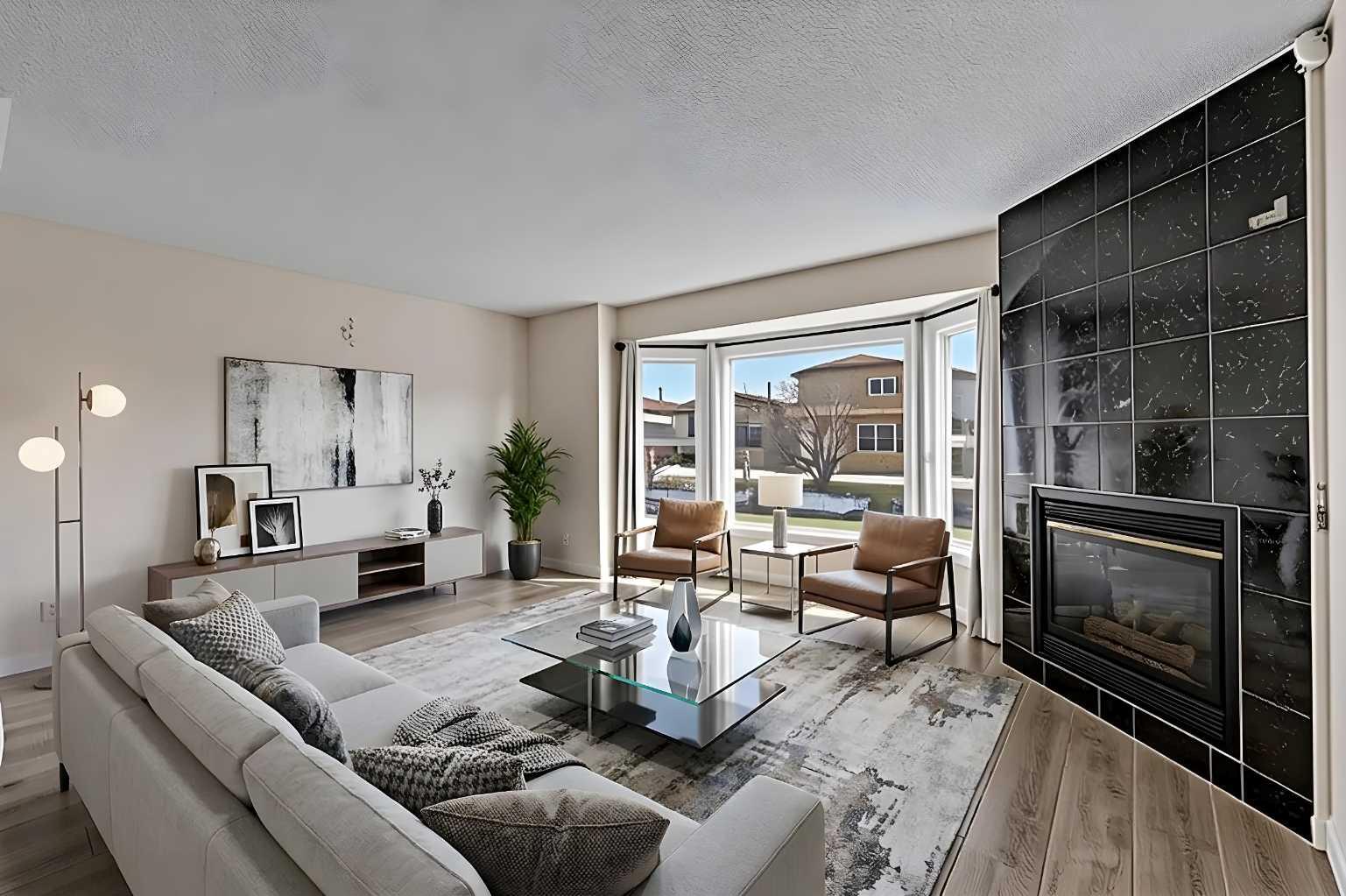 48 Whitworth Way NE