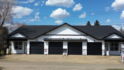 Photo of 5463 55 Avenue #3, Lacombe, AB T4L 1M1 (MLS # A2277399)