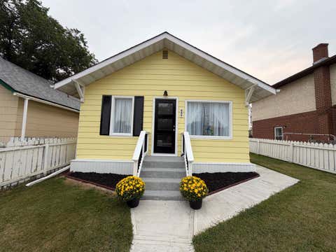Photo of 625 3 Avenue W, Drumheller, AB T0J 0Y3 (MLS # A2336693)