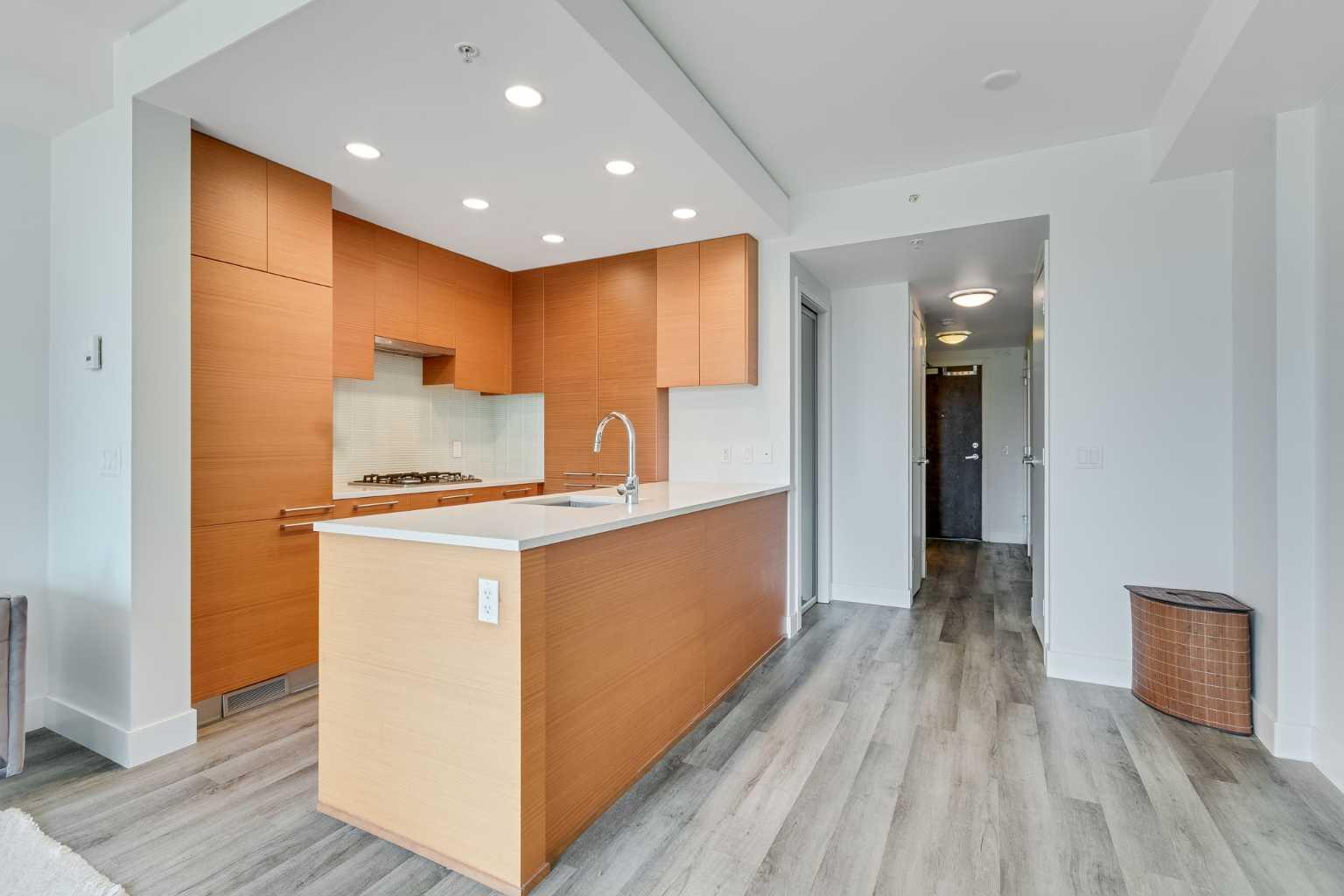 222 Riverfront Avenue SW 548