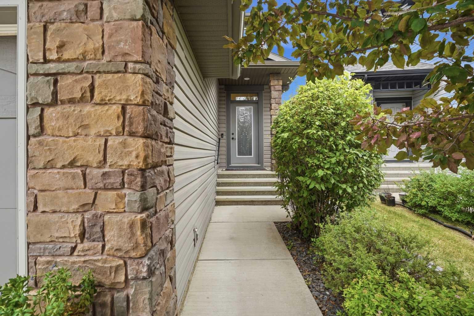 160 Brightoncrest Manor SE