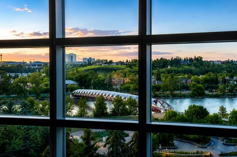 Photo of 110 7 Street SW #602, Calgary, AB T2P 5M9 (MLS # A2329877)