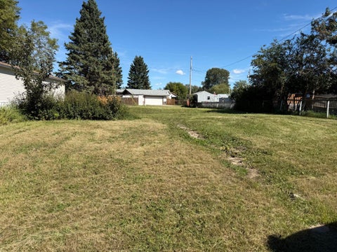 Photo of 231 4 Street NW, Sundre, AB T0M 1X0 (MLS # A2341733)