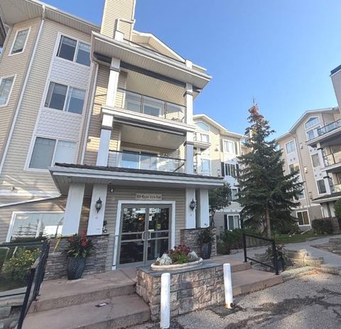 Photo of 369 Rocky Vista Park NW #116, Calgary, AB T3G 5K7 (MLS # A2266554)