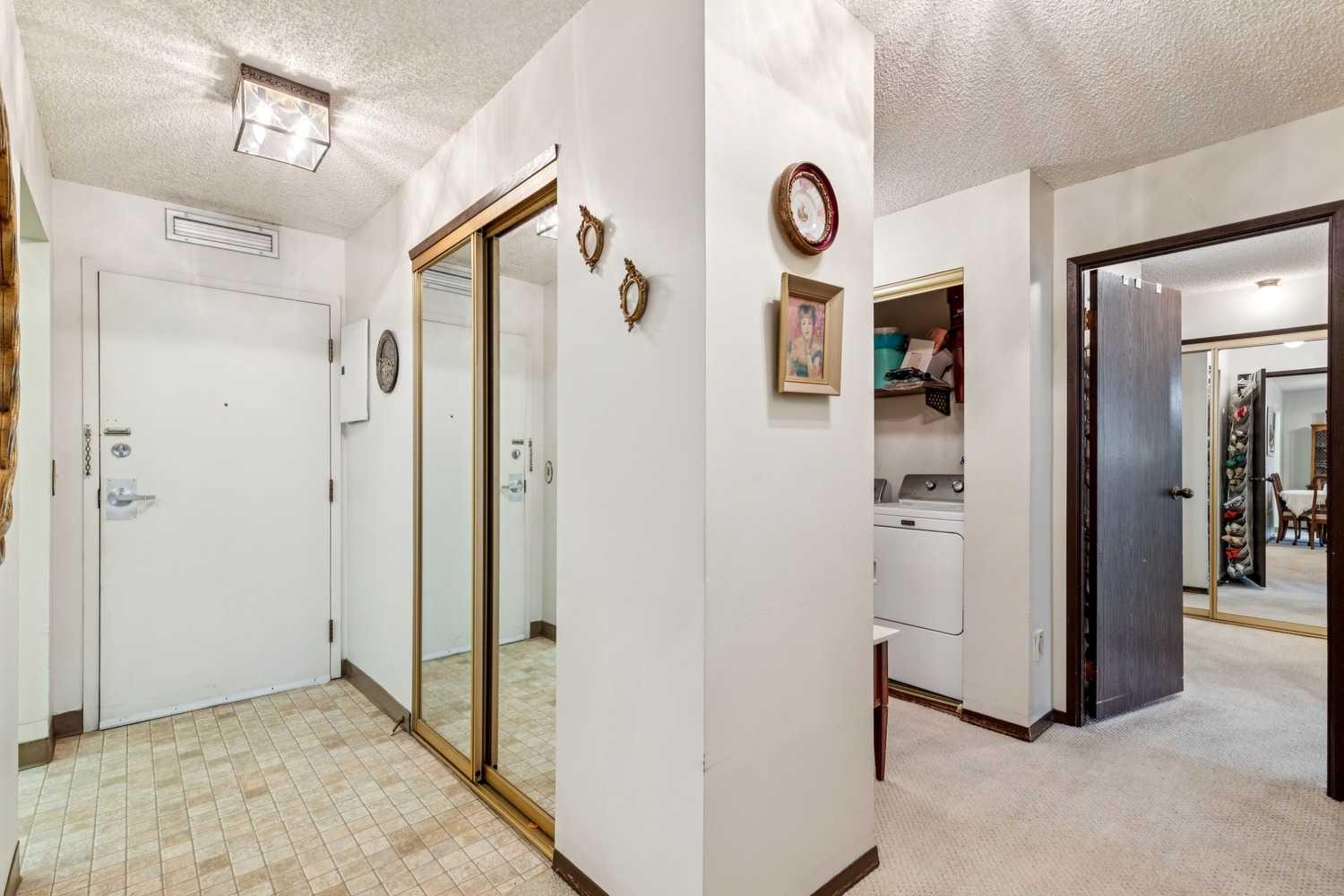 9500 Oakfield Drive SW 306