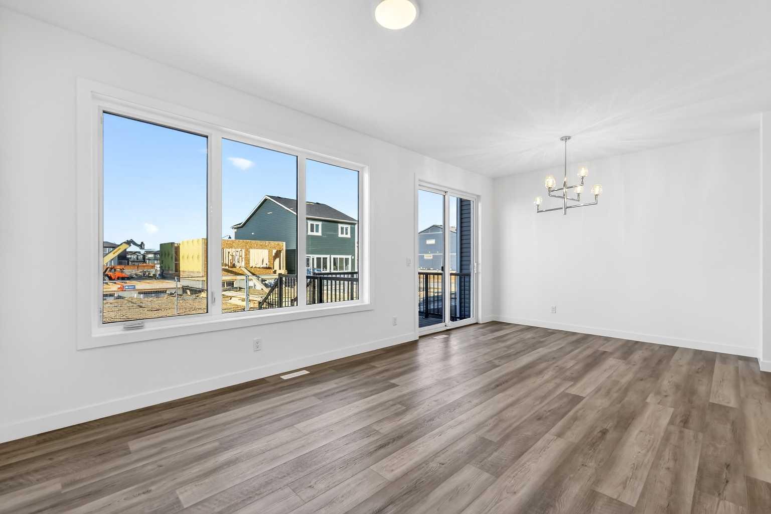 5 Legacy Glen Rise SE