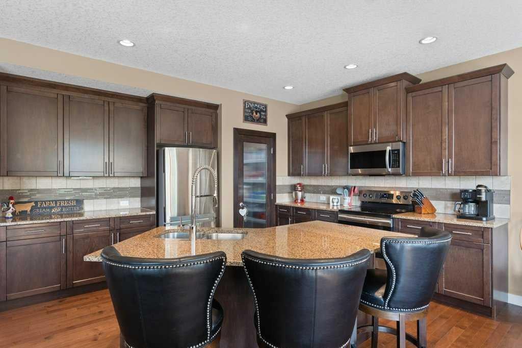 Photo of 1410 Montrose Terrace SE, High River, AB T1V 0B4 (MLS # A2346023)