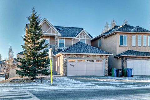 Photo of 1156 Sherwood Boulevard NW, Calgary, AB T3R 1P3 (MLS # A2280119)