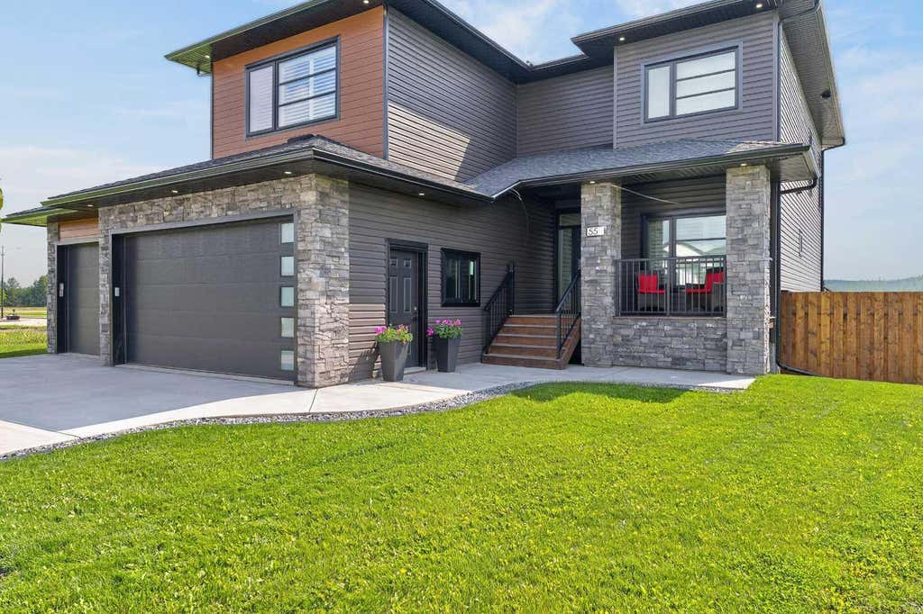 Photo of 55 Riverdale Bend, Whitecourt, AB T7S 0G4 (MLS # A2336664)