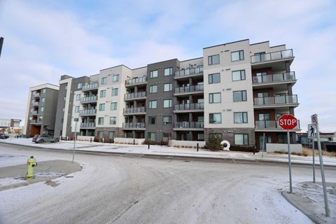 138 Sage Valley Common NW 403 Calgary AB T3R 1X7
